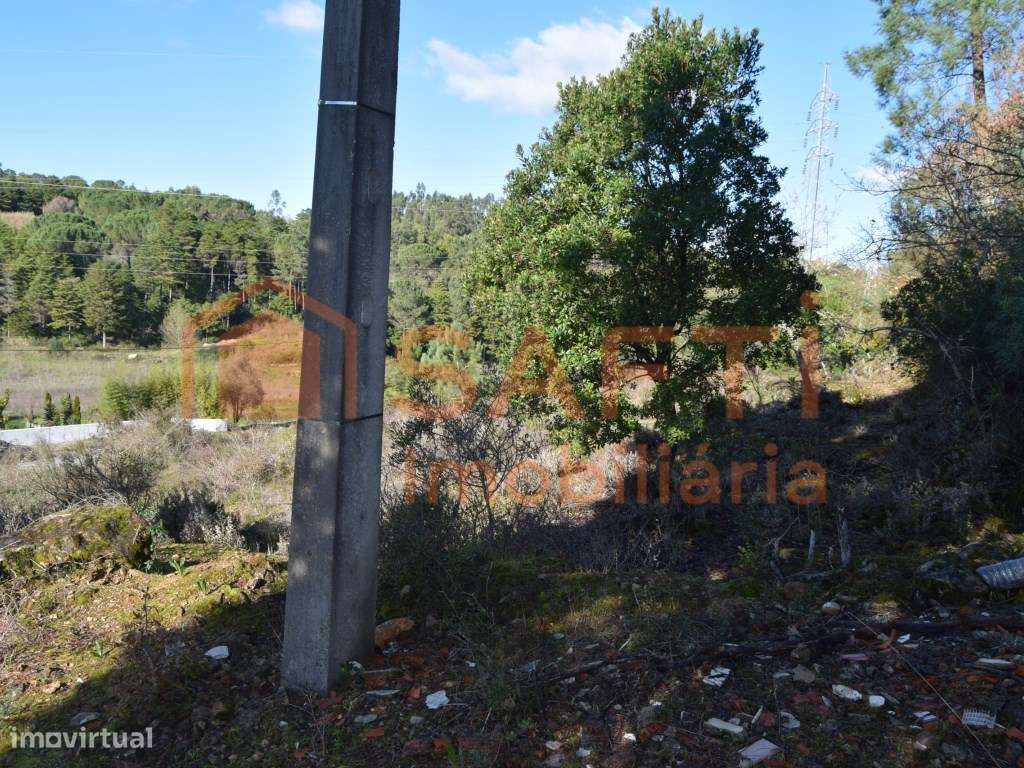 O Refúgio Perfeito a 8 Minutos de Coimbra - Terreno Urbano com 1.41... - Grande imagem: 5/21