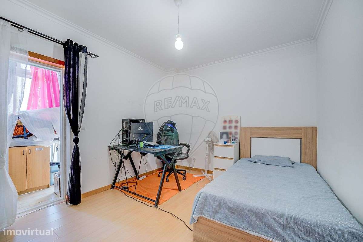 Apartamento T3 para venda na Quinta do Conde-14