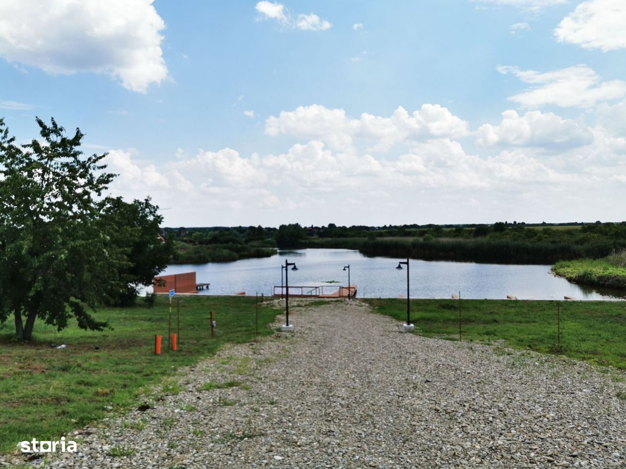 Teren cu loc de barca in complex Delta Snagov - lac Snagov