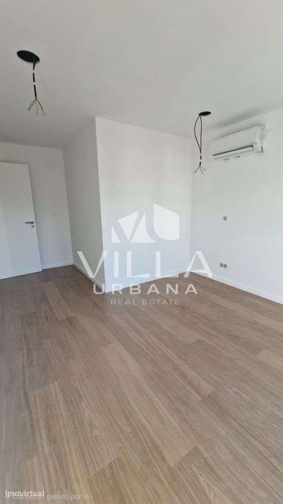 Apartamento T3+1 Duplex em Vale Milhaços-11