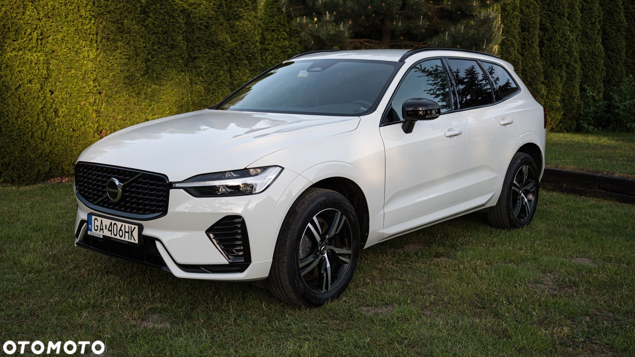 Volvo XC 60 B4 B R-Design - 1