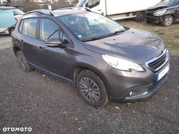 Peugeot 2008 1.6 e-HDi Active S&S - 3