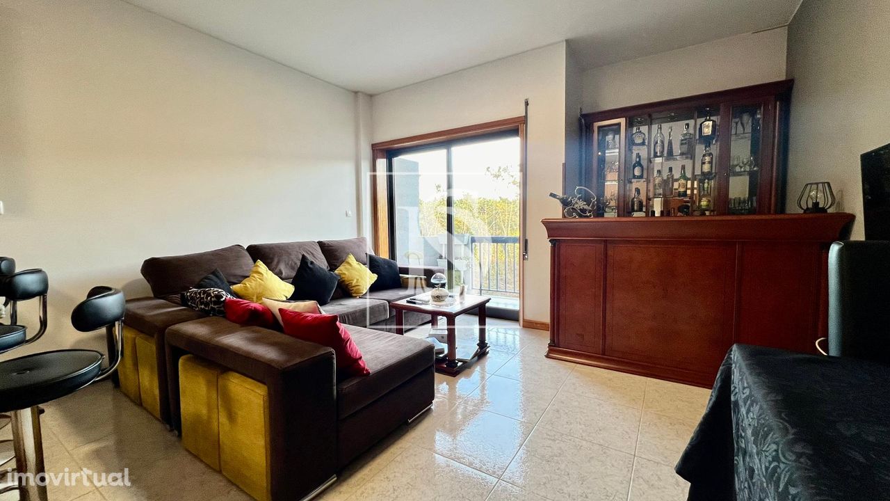 Apartamento T2 Amorosa