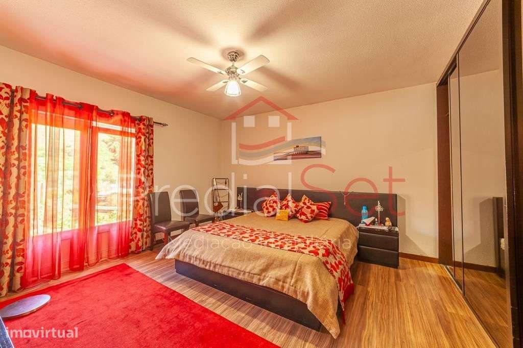 Quinta com Moradia de 6 assoalhadas com piscina - Loures-Lisboa-32