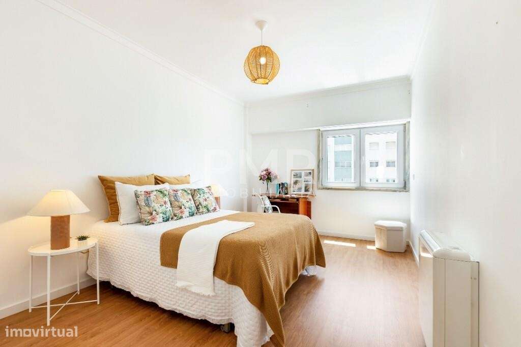 Apartamento T3 em Benfica-9
