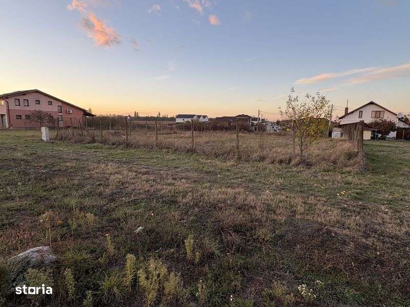 Vand teren intravilan - Imagine principală: 4/7