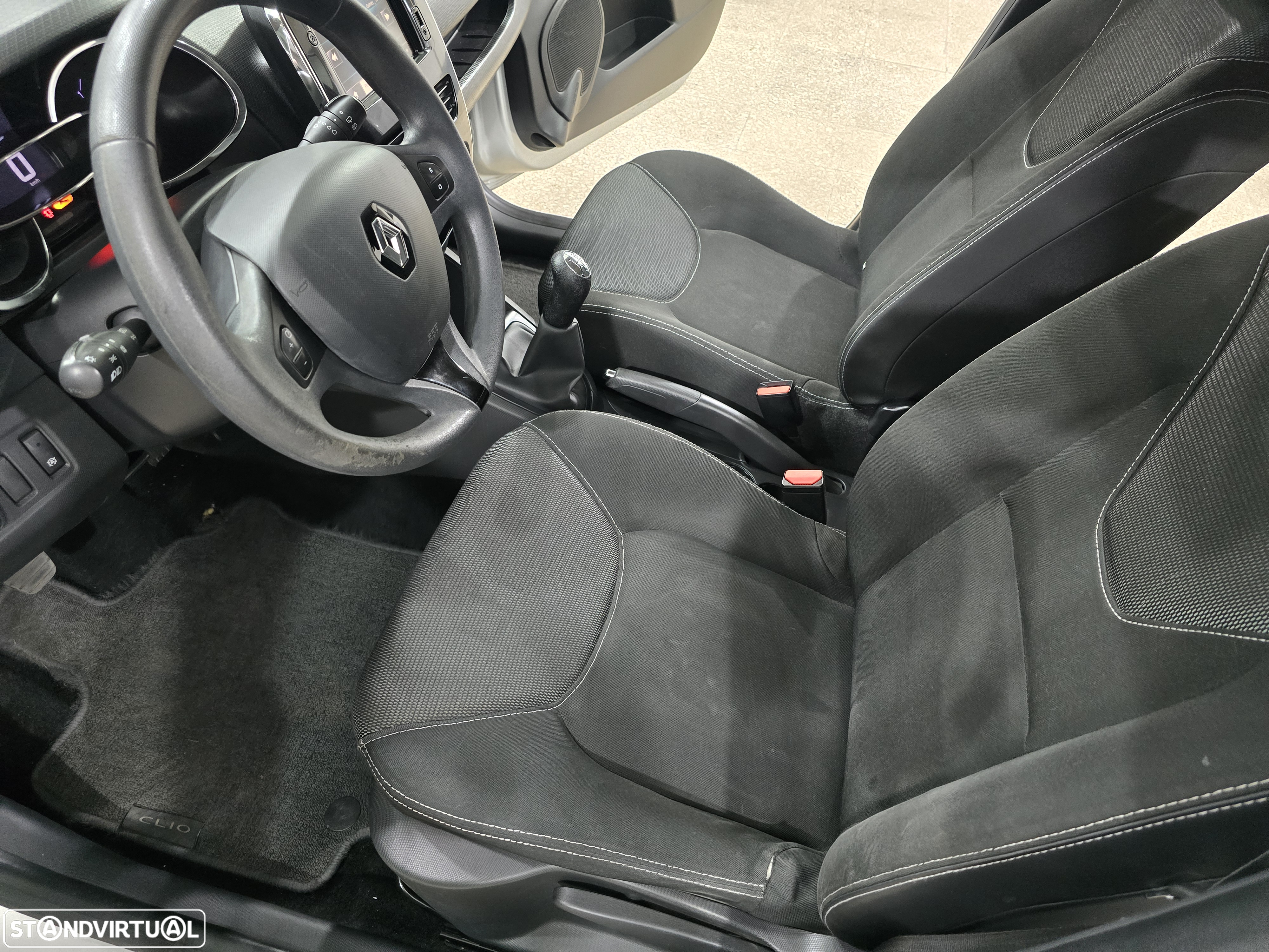 Renault Clio 0.9 TCE Confort - 11