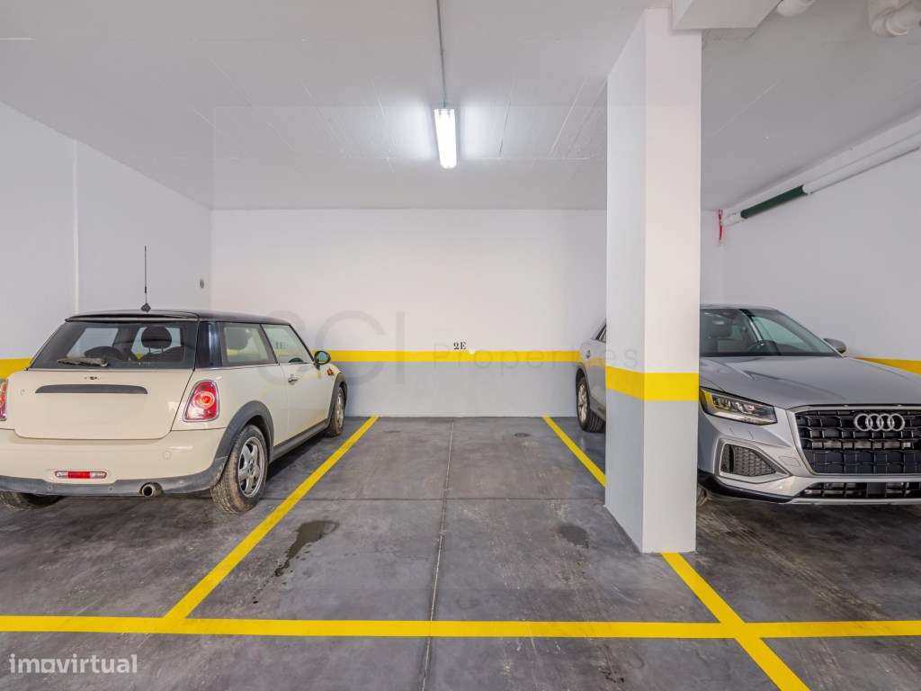 Apartamento T2 Garagem e Arrecadação Sobreda-29