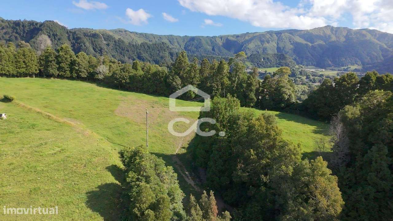Terreno com 7.277,00m2 - Furnas - Povoação-9