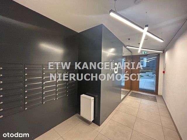 Wygodne 2 pokoje, balkon, garaż, komórka-11