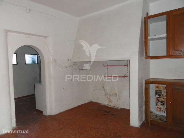 PRÉDIO COMPOSTO POR 4 APARTAMENTOS T1 EM MONTARGIL - Grande imagem: 4/13