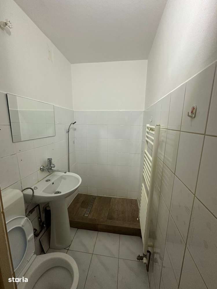 Oferta !! Apartament 2 camere Florilor liber-4