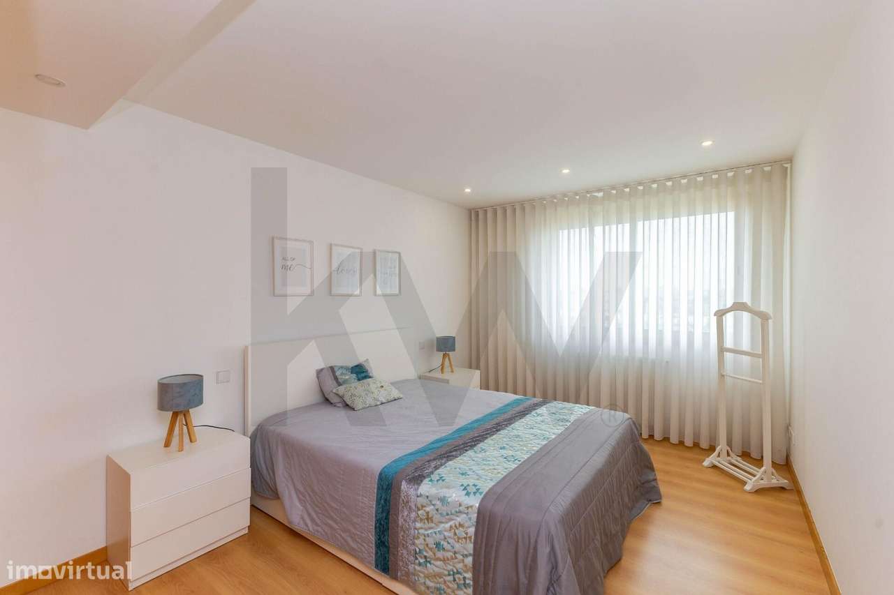 Apartamento T4 com garagem em Mourões, Póvoa de Varzim-17