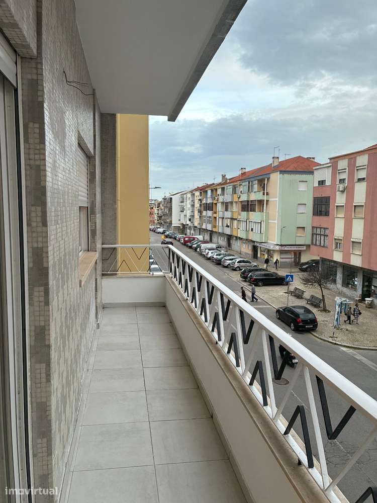 Apartamento T4 em Barreiro com Excelente Localização-41