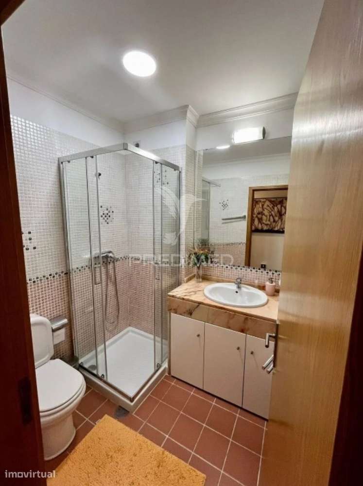 Arrenda-se Apartamento T2 Mobilado em Leça da Palmeira - 1º Linha d... - Grande imagem: 4/19