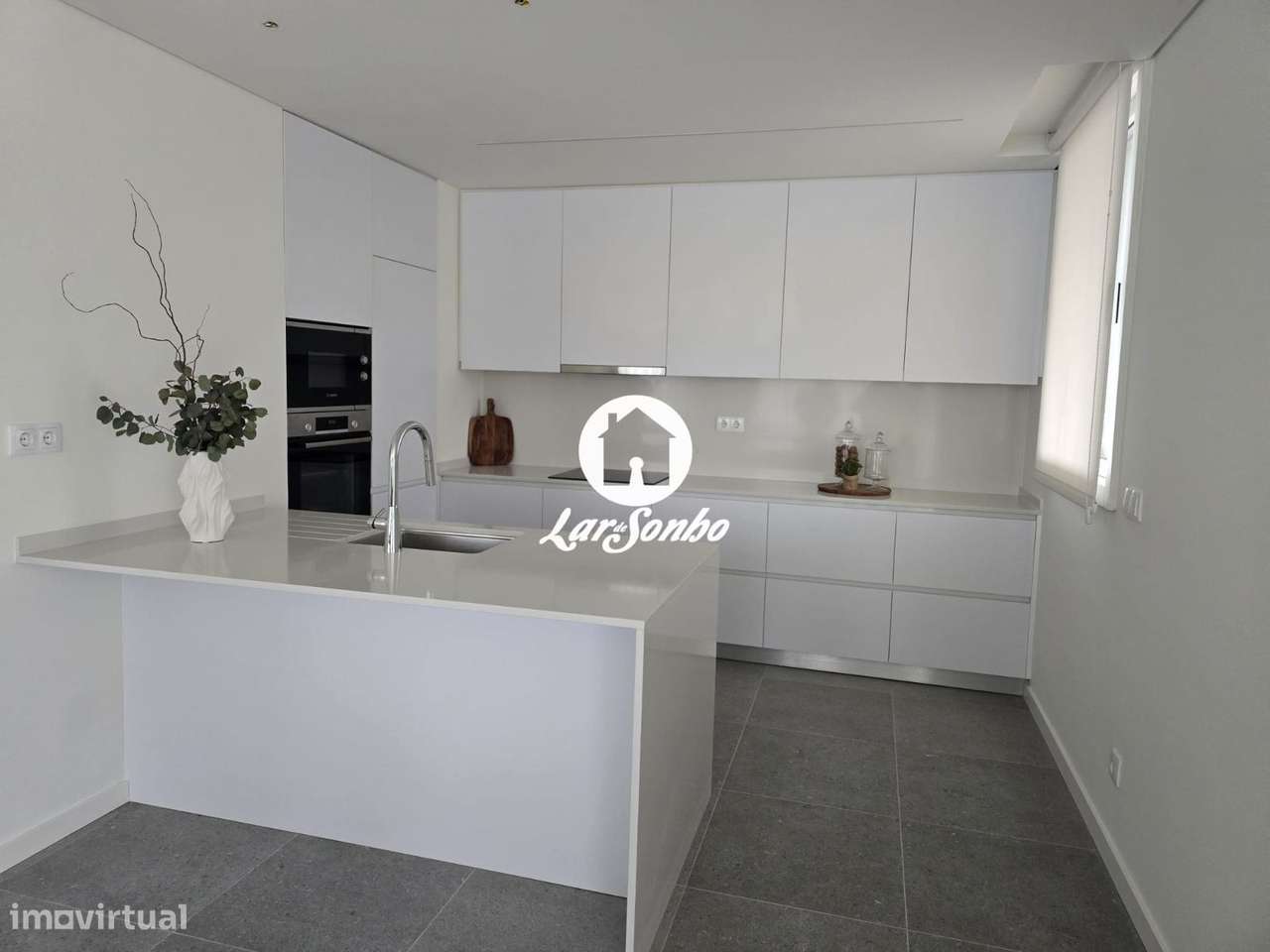 T2 virado a SUL - Empreendimento na Maia - Grande imagem: 2/14