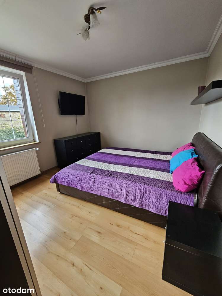 Dom z zabudowaniami gospodarczymi-7