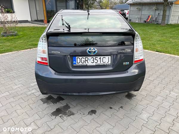 Toyota Prius 1.8 HSD Sol - 3