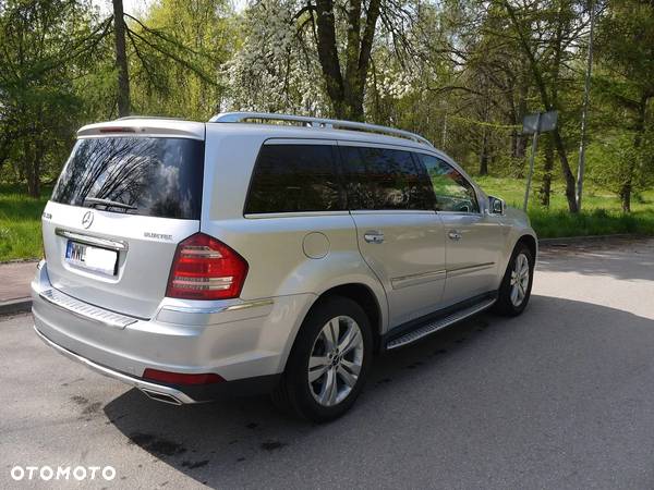 Mercedes-Benz GL 350 CDI BlueEff - 5