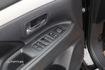 Mitsubishi Outlander 2.0 4WD Plug-In Hybrid - 24