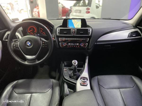 BMW 118 d Line Urban - 24