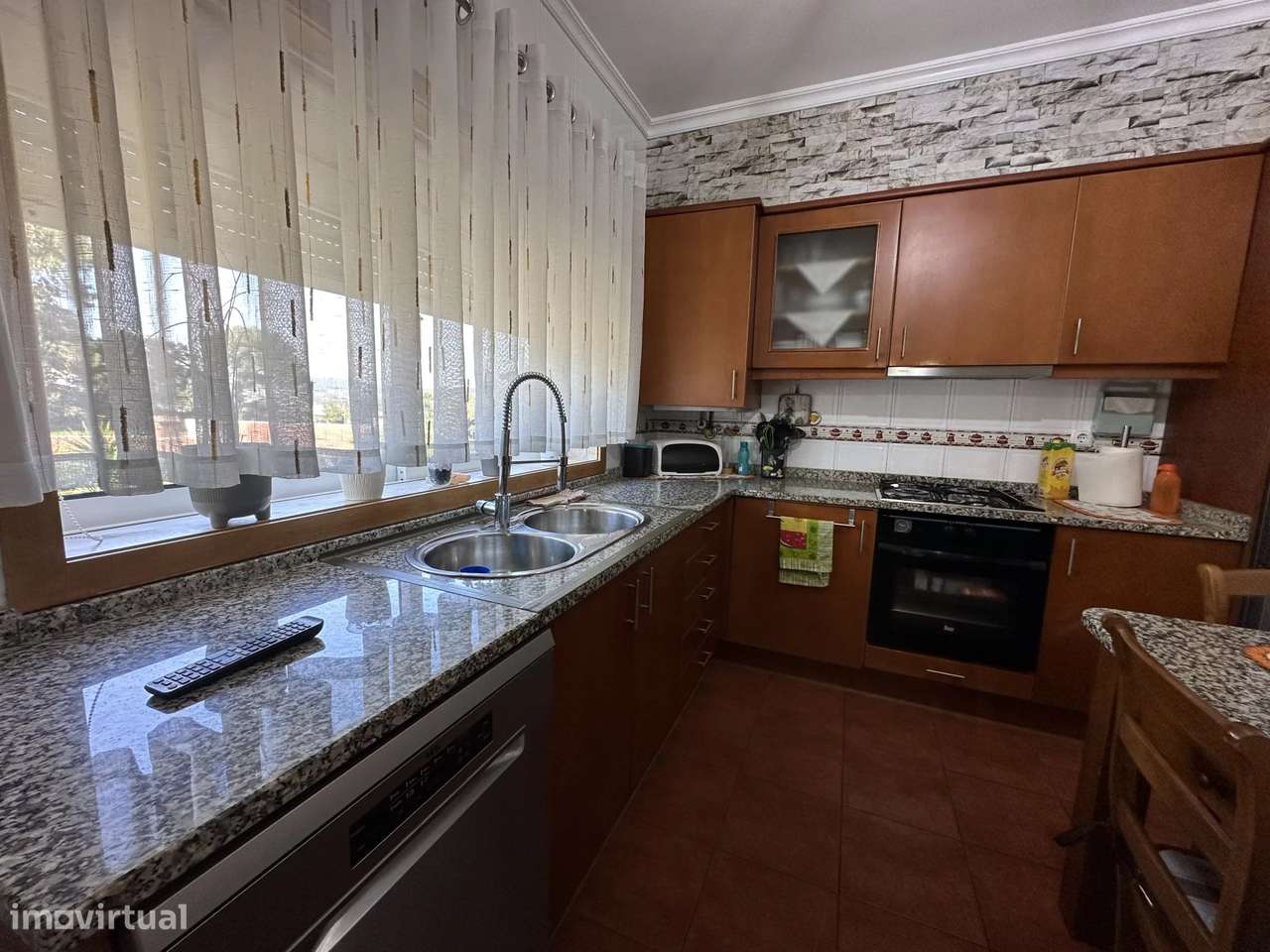 Moradia T3 Moderna em Galegos, Penafiel — Design, Conforto e Privacida - Grande imagem: 4/35