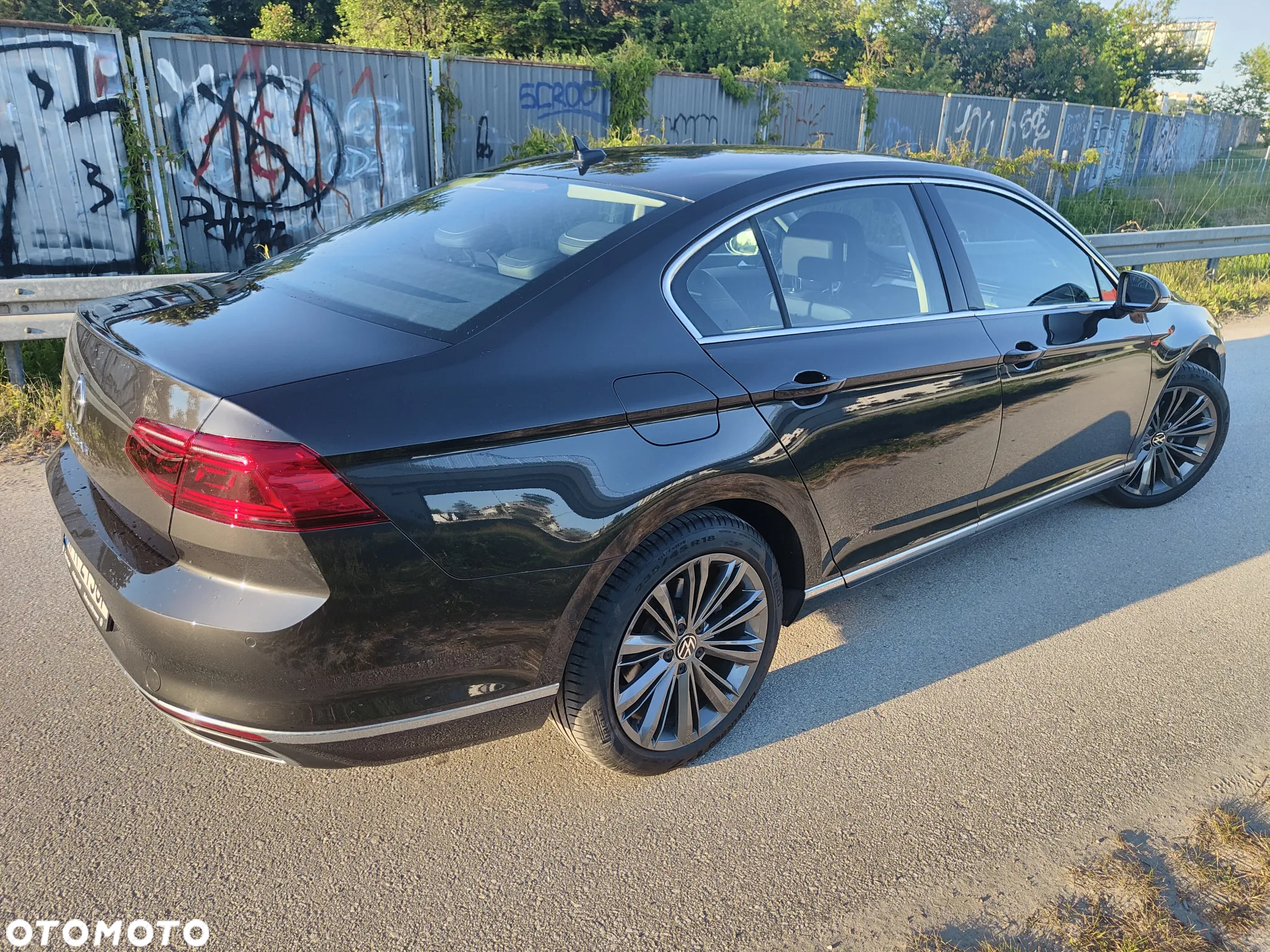 Volkswagen Passat 2.0 TSI Elegance DSG - 22