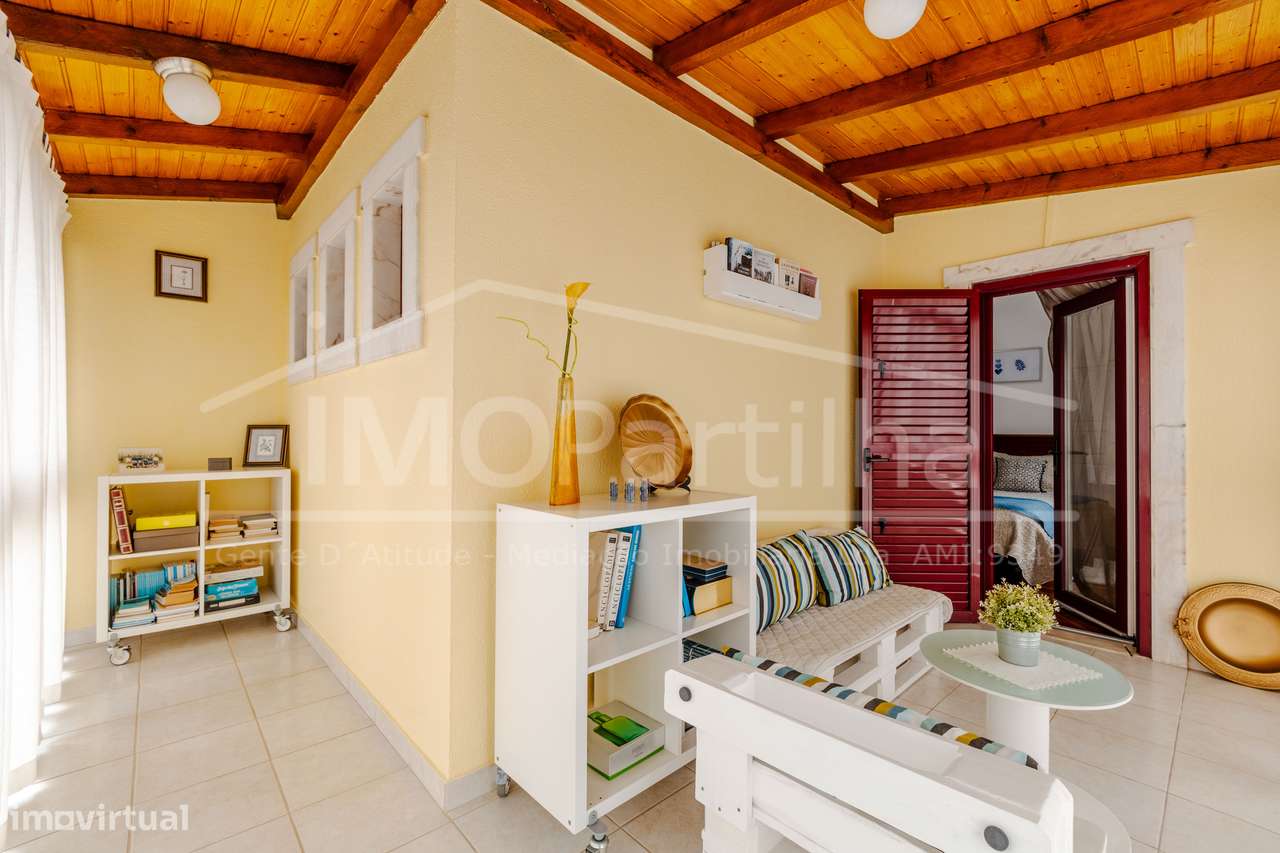 Moradia T3 | 212m2 | c/Jardim e Garagem | Odivelas-29