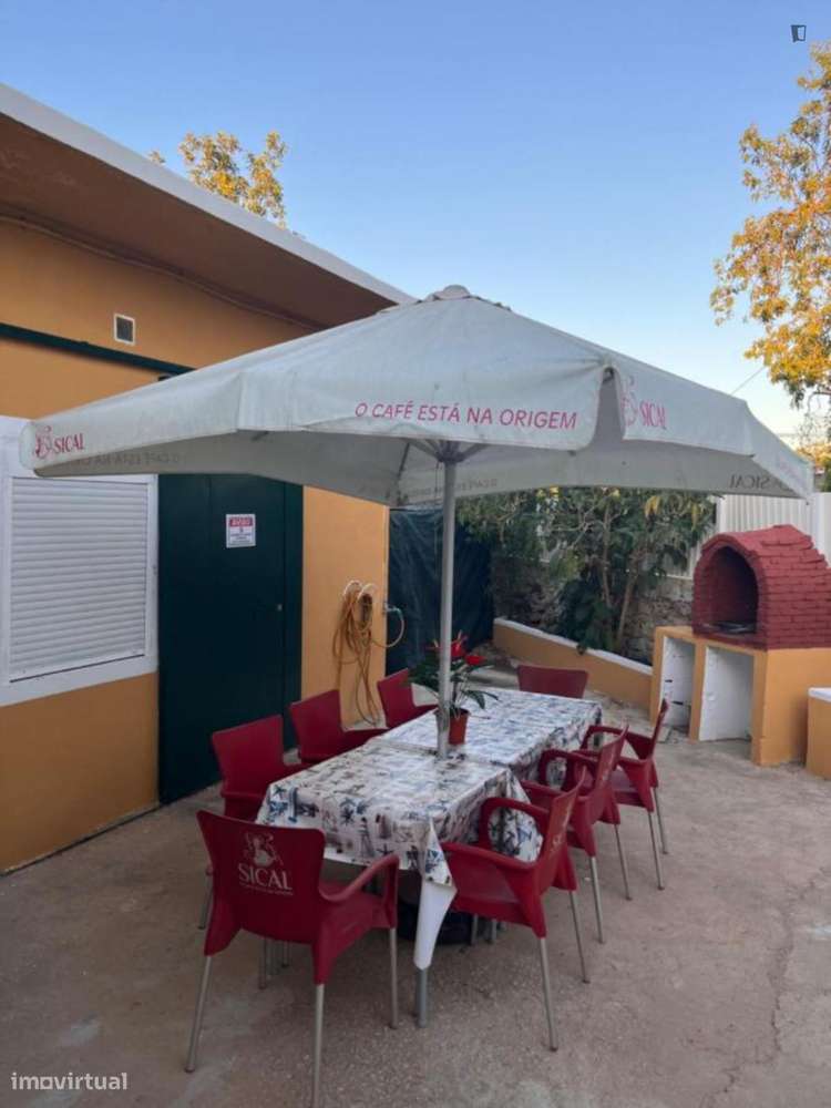 Casa com 2 quartos - localizado em Faro - Grande imagem: 3/9