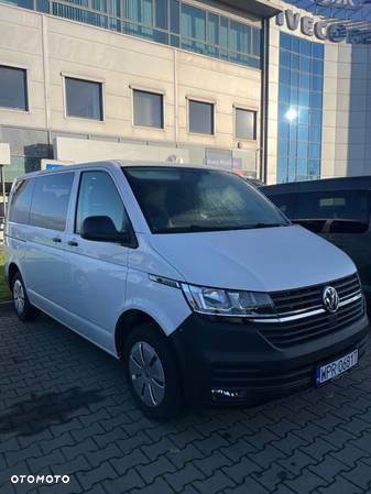 Volkswagen Transporter - 2