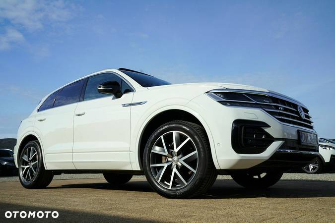 Volkswagen Touareg 3.0 V6 TDI 4Motion DPF Automatik R-Line - 3