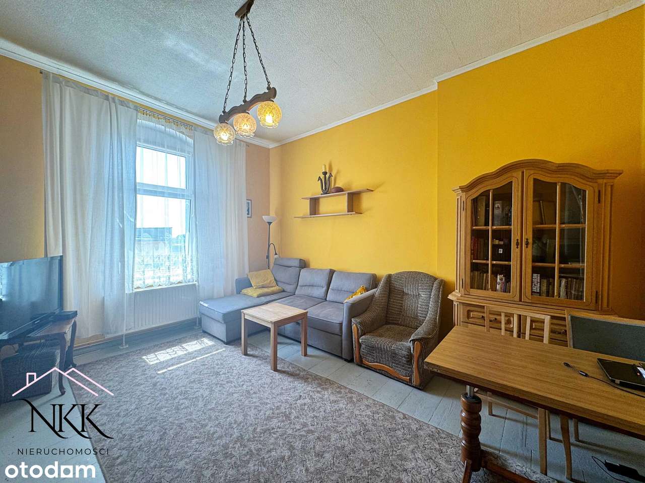 Klimatyczne mieszkanie w kamienicy ze strychem-8