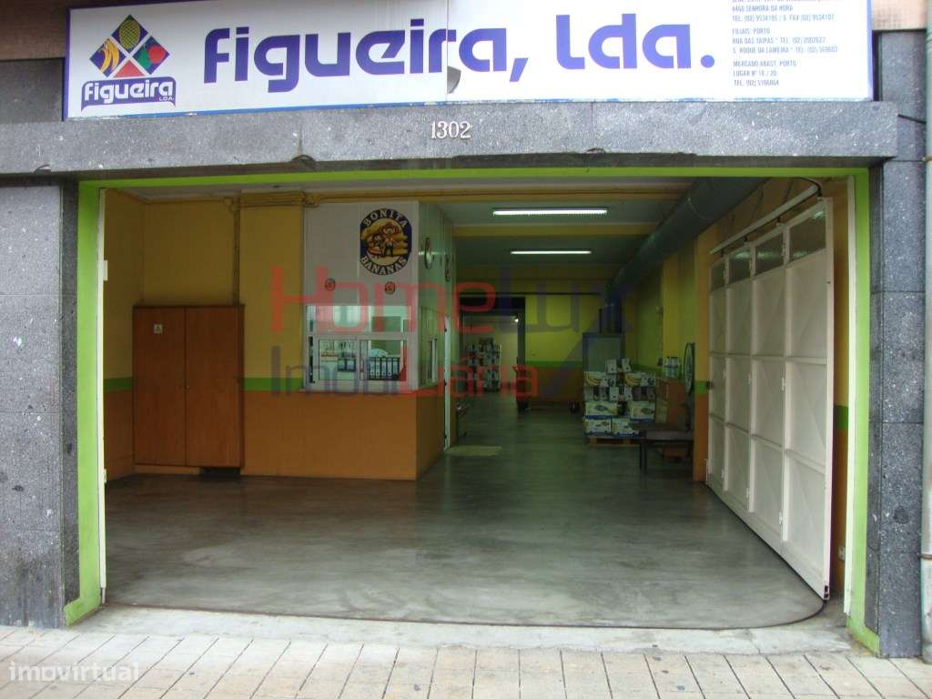 Espaço de Garagem e Comercial em São Roque - Grande imagem: 2/5