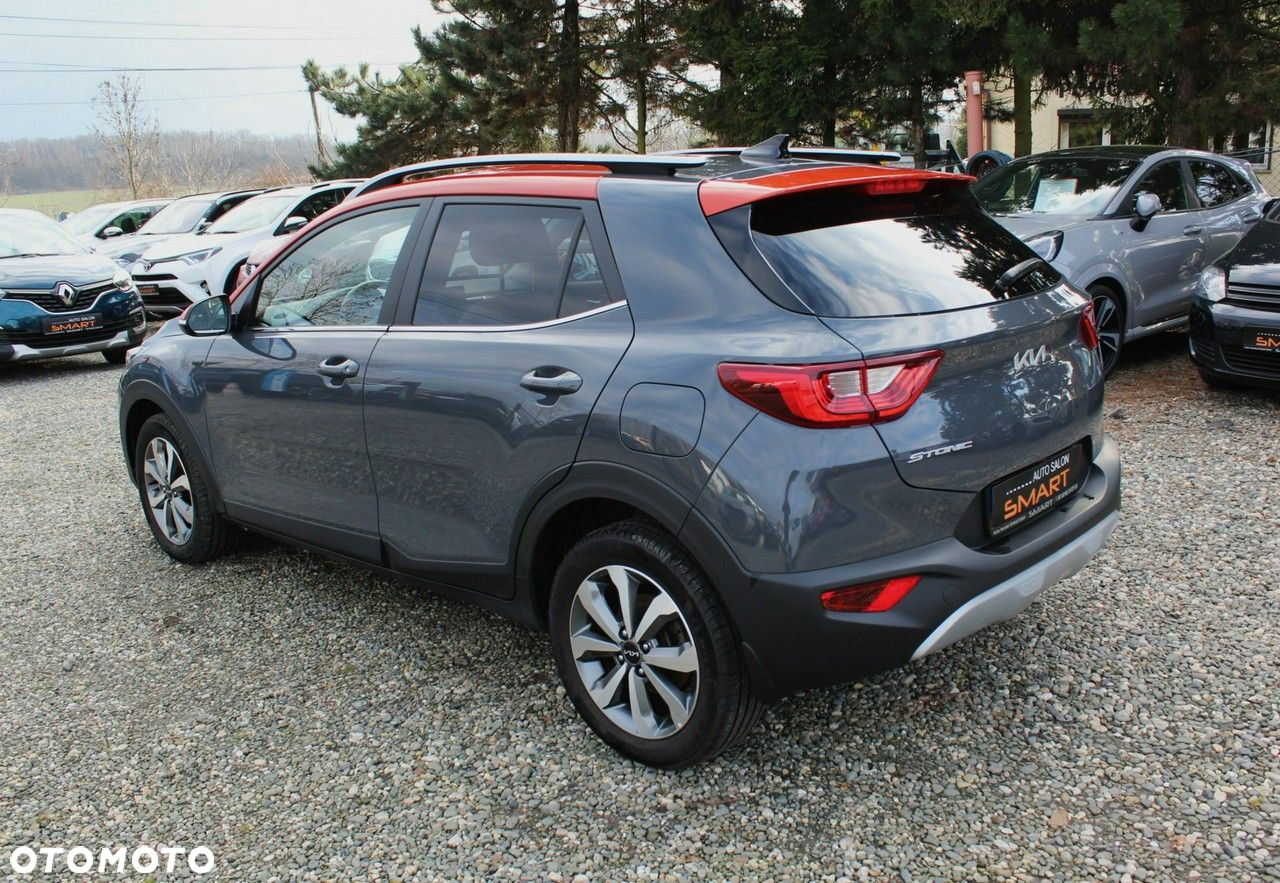 Kia Stonic - 4