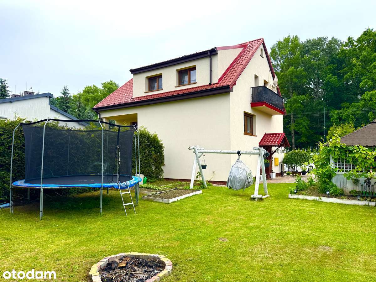 Dom z dwoma niezależnymi mieszkaniami | Polkowice Dolne-7