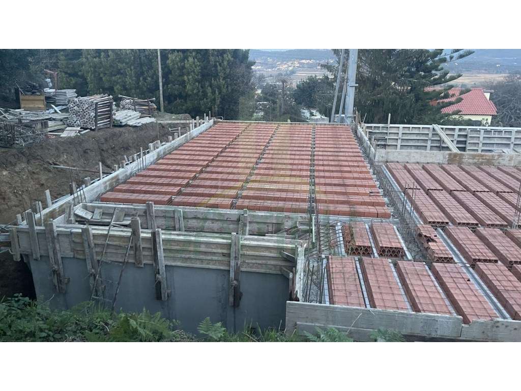 Moradia T3 com piscina, vistas de Rio e perto das praias! - Grande imagem: 4/38