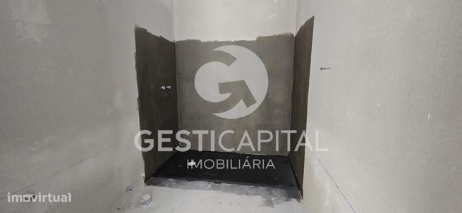 T1 Novo com terraço, varanda e garagem no centro do Marco de Canaveses-9