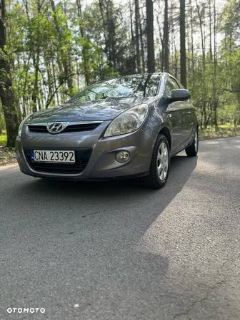 Hyundai i20 1.4 CRDi Comfort EU5 - 1