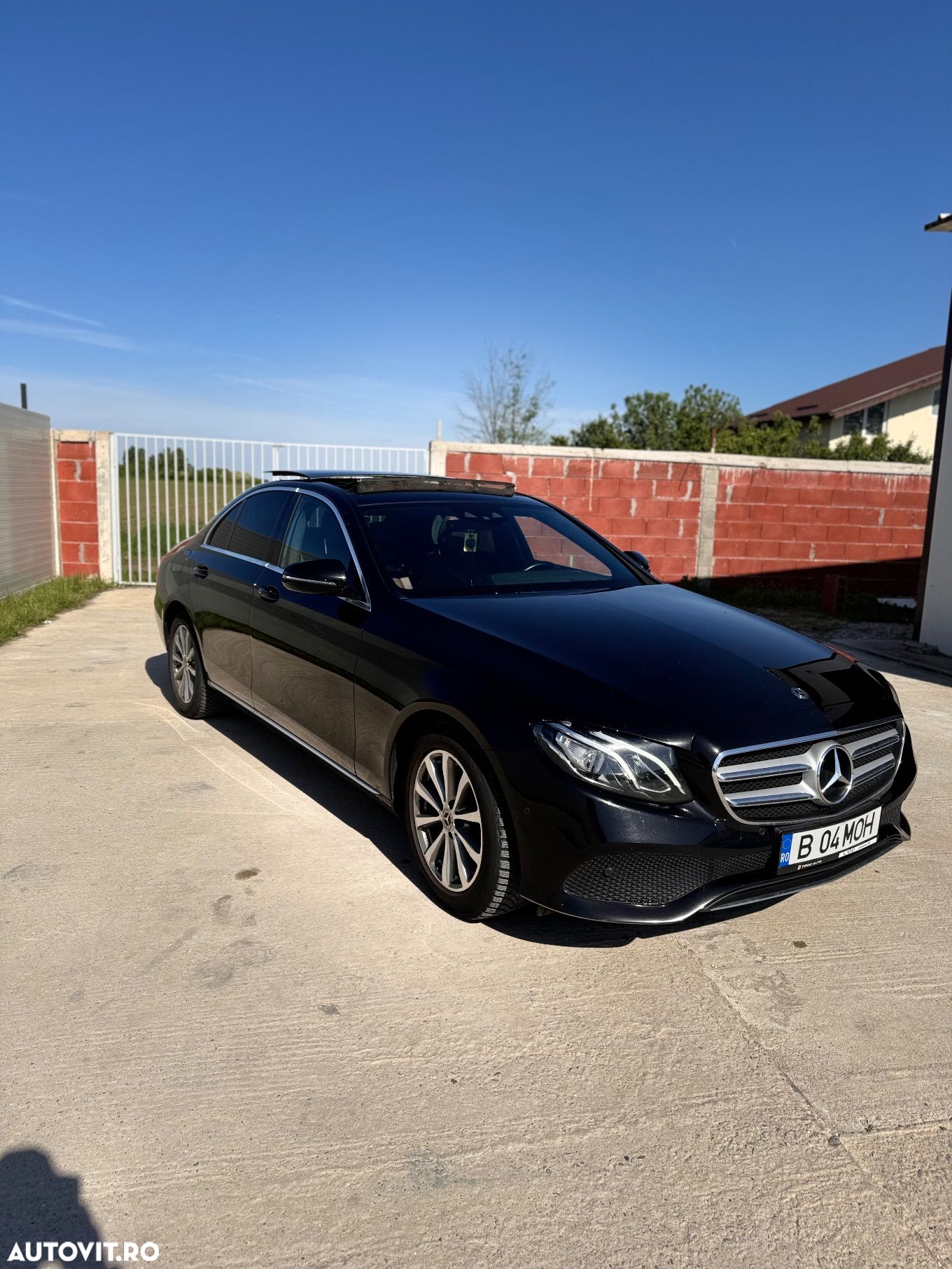 Mercedes-Benz E 220 d 4Matic T All-Terrain 9G-TRONIC Exclusive - 1