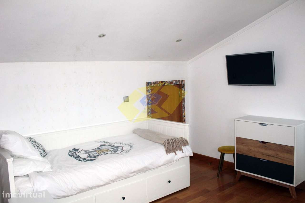 Andar Moradia T3 DUPLEX em Felgueiras-28