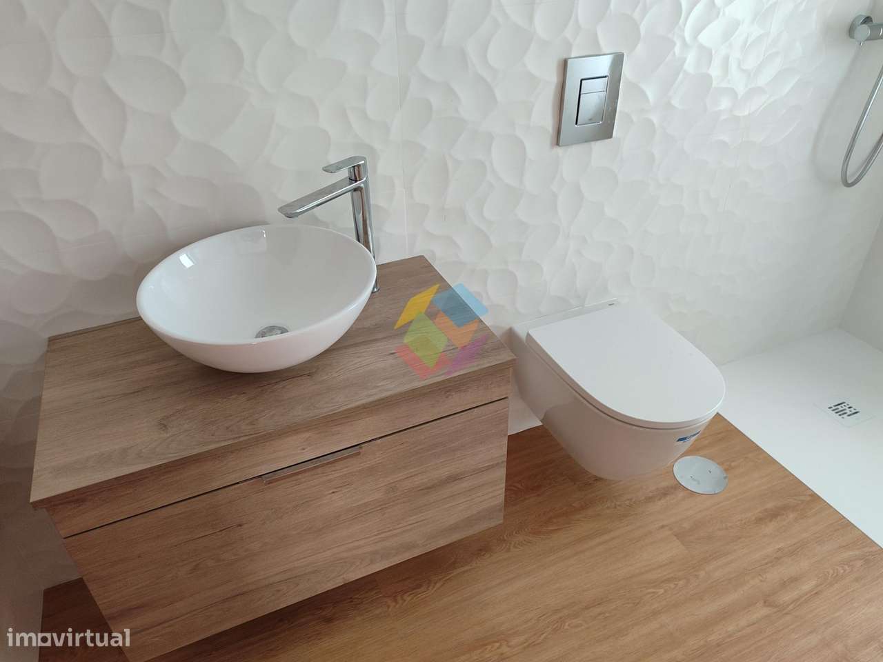 Magnífica Moradia T3 +1 em Stª. Maria da Feira-14