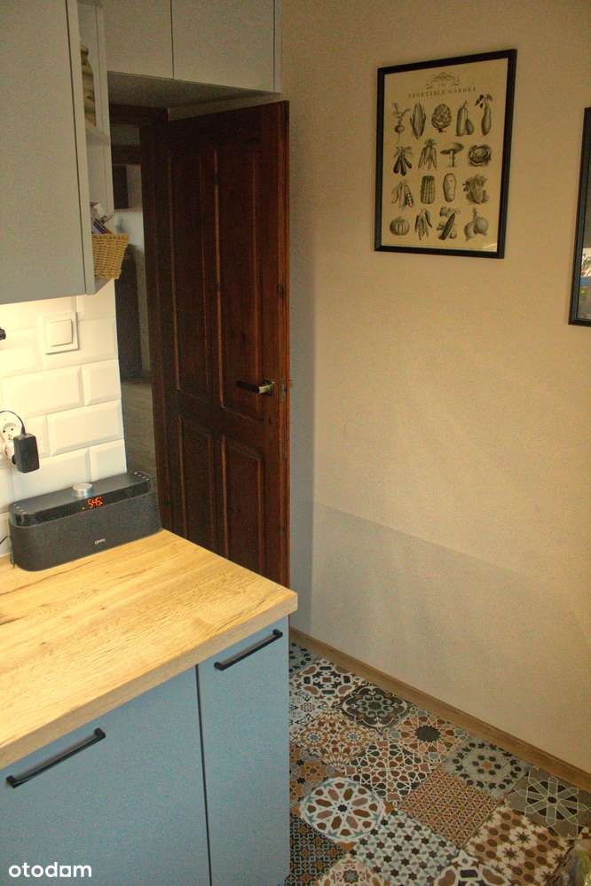 3 pokoje, Bezpośrednio, Oddzielna kuchnia, 2 piętro - Pełny obrazek: 3/8