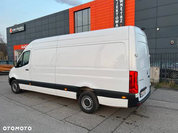 Mercedes-Benz Sprinter - 9