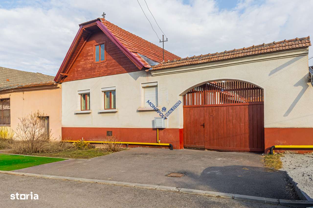 Casă cu 3 camere – Zărnești Central - comision 0%-0