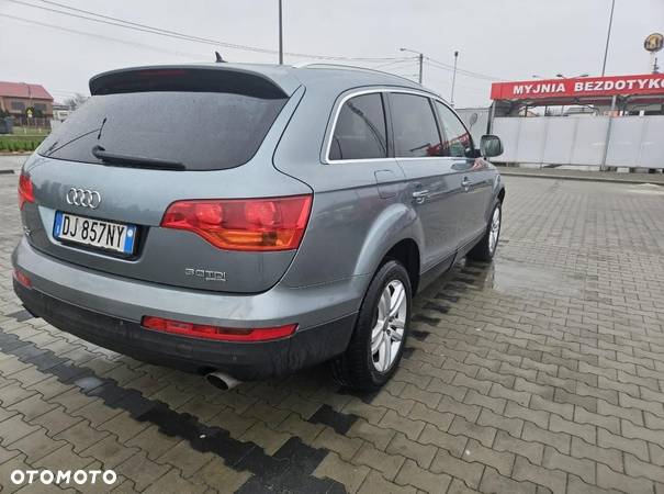 Audi Q7 3.0 TDI Quattro Tiptronic - 10