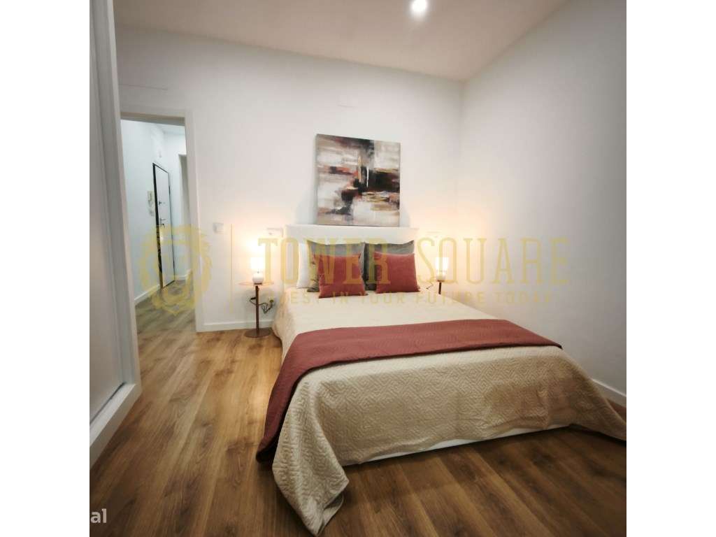 Apartamento t3 à venda na Rua Republica da Bolivia, Benfica-8