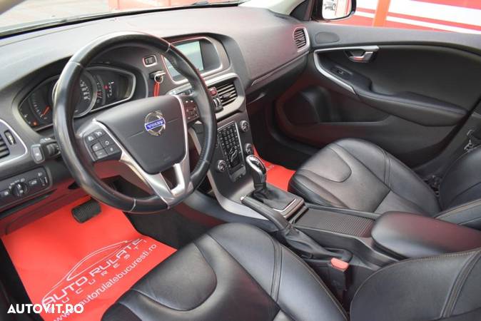 Volvo V40 Cross Country D3 Geartronic - 10