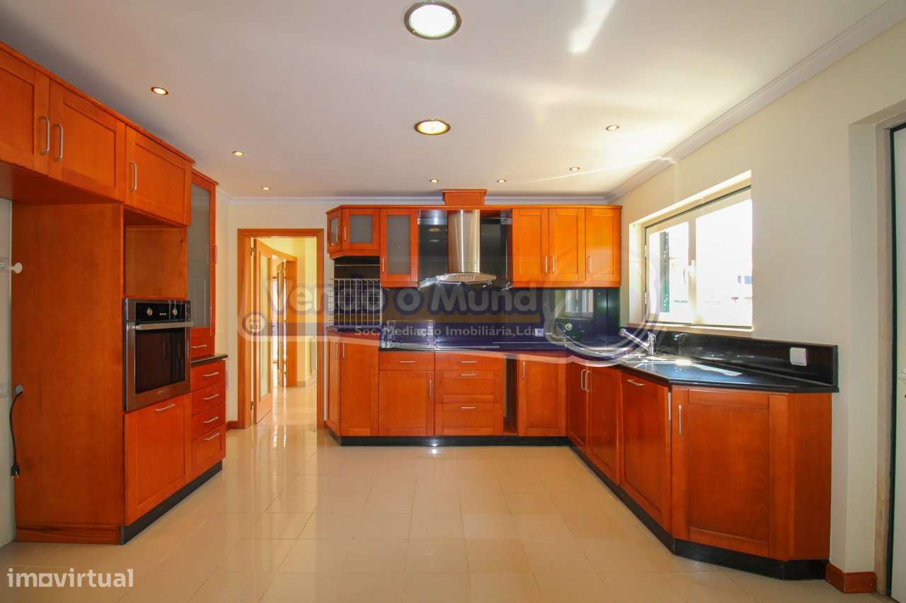 Moradia T4 em Samora Correia (SC996) - Grande imagem: 4/46