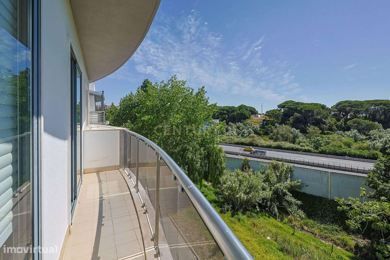 Apartamento T2, com Lugar de Parqueamento e Arrecadação, Quinta de São-25