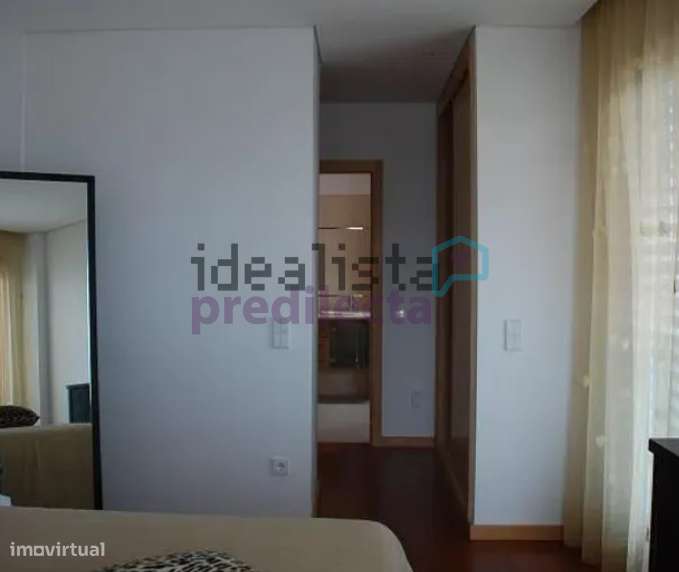 REF4188 - T3 c/ dois lug. – Ao Hospital Santa Maria – c/ ou s/mob. - Grande imagem: 3/12